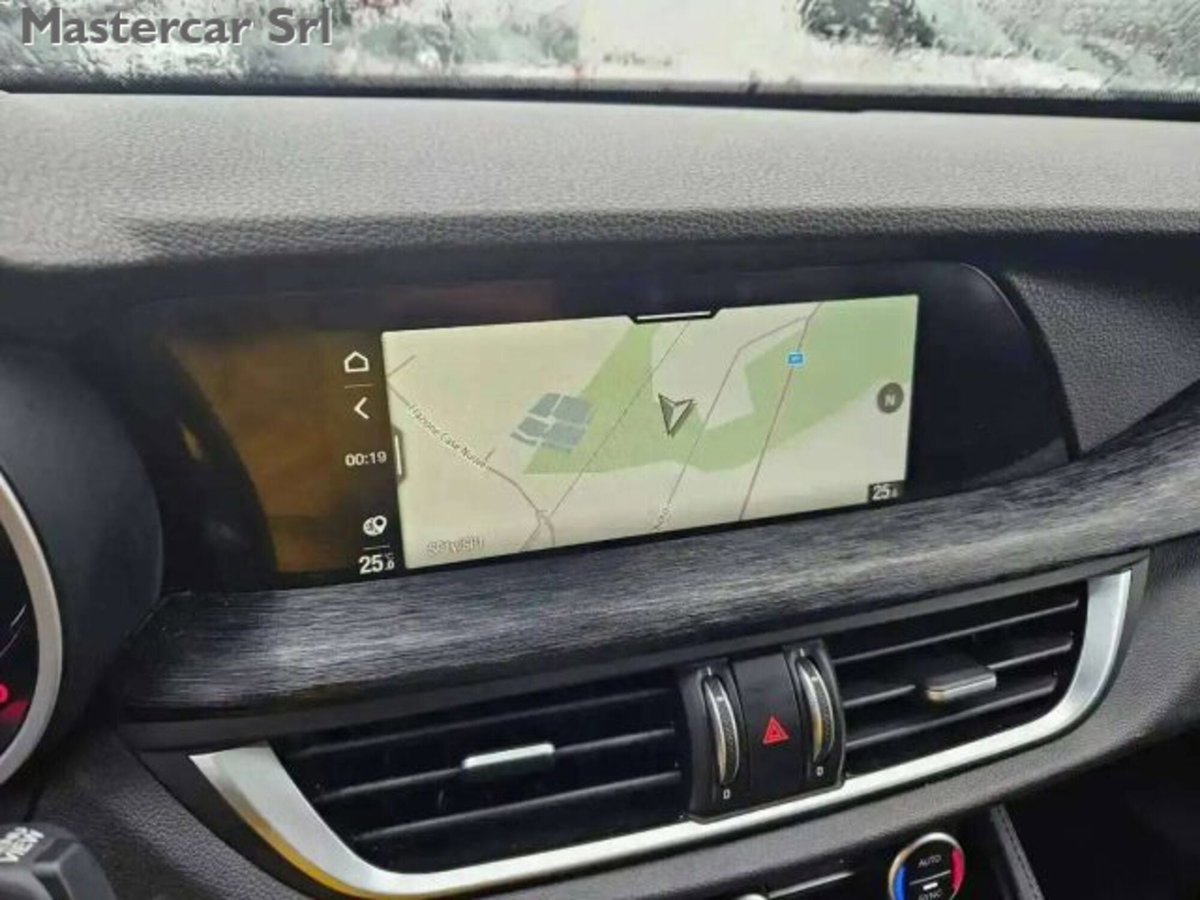 Alfa Romeo Stelvio 2.2 t Veloce Q4 210cv auto (12)
