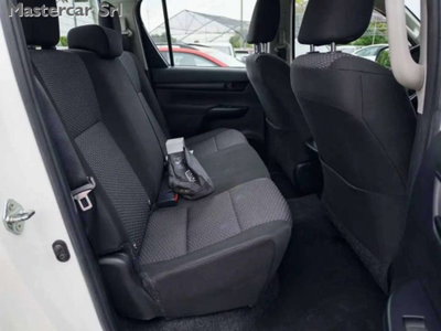 Toyota Hilux 2.D-4D 4WD porte Double Cab Comfort (11)