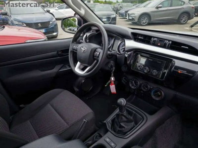 Toyota Hilux 2.D-4D 4WD porte Double Cab Comfort (8)