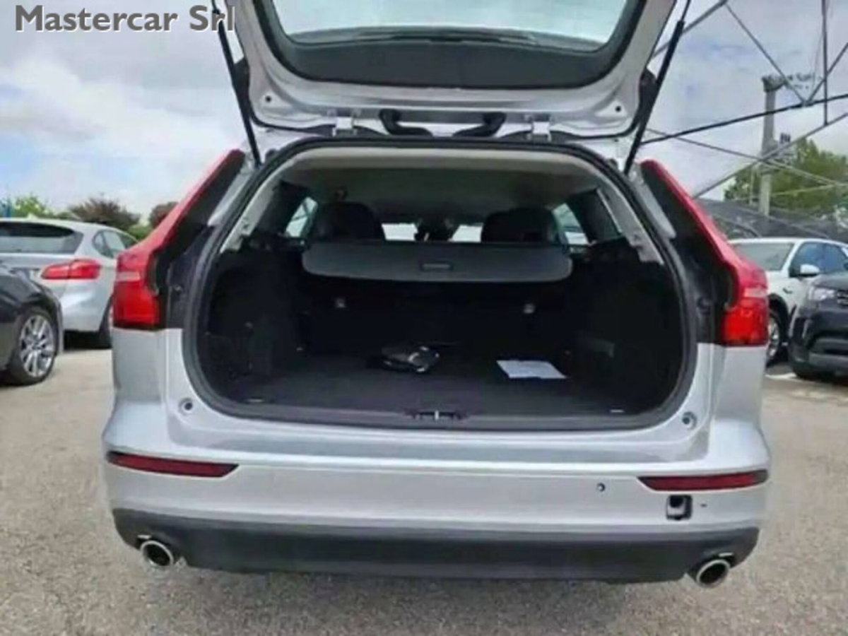 Volvo V60 D4 AWD Geartronic Business (14)