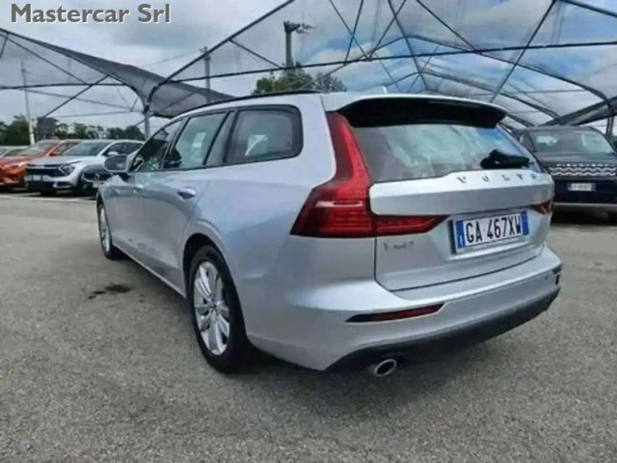 Volvo V60 D4 AWD Geartronic Business (3)