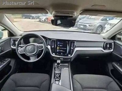 Volvo V60 D4 AWD Geartronic Business (9)