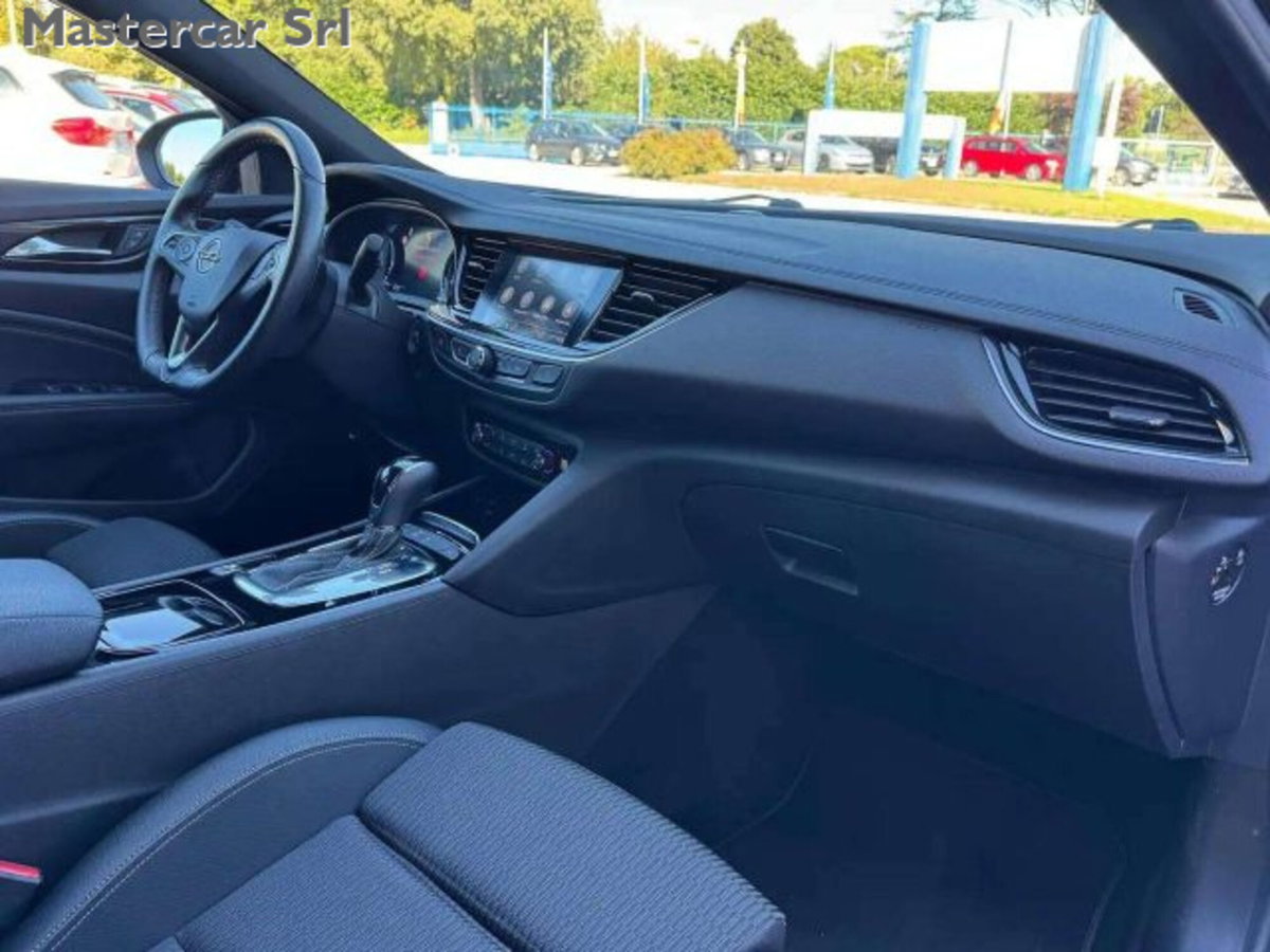 Opel Insignia 2.0 BiTurbo CDTI S&S AWD aut. Grand Sport GSi (11)