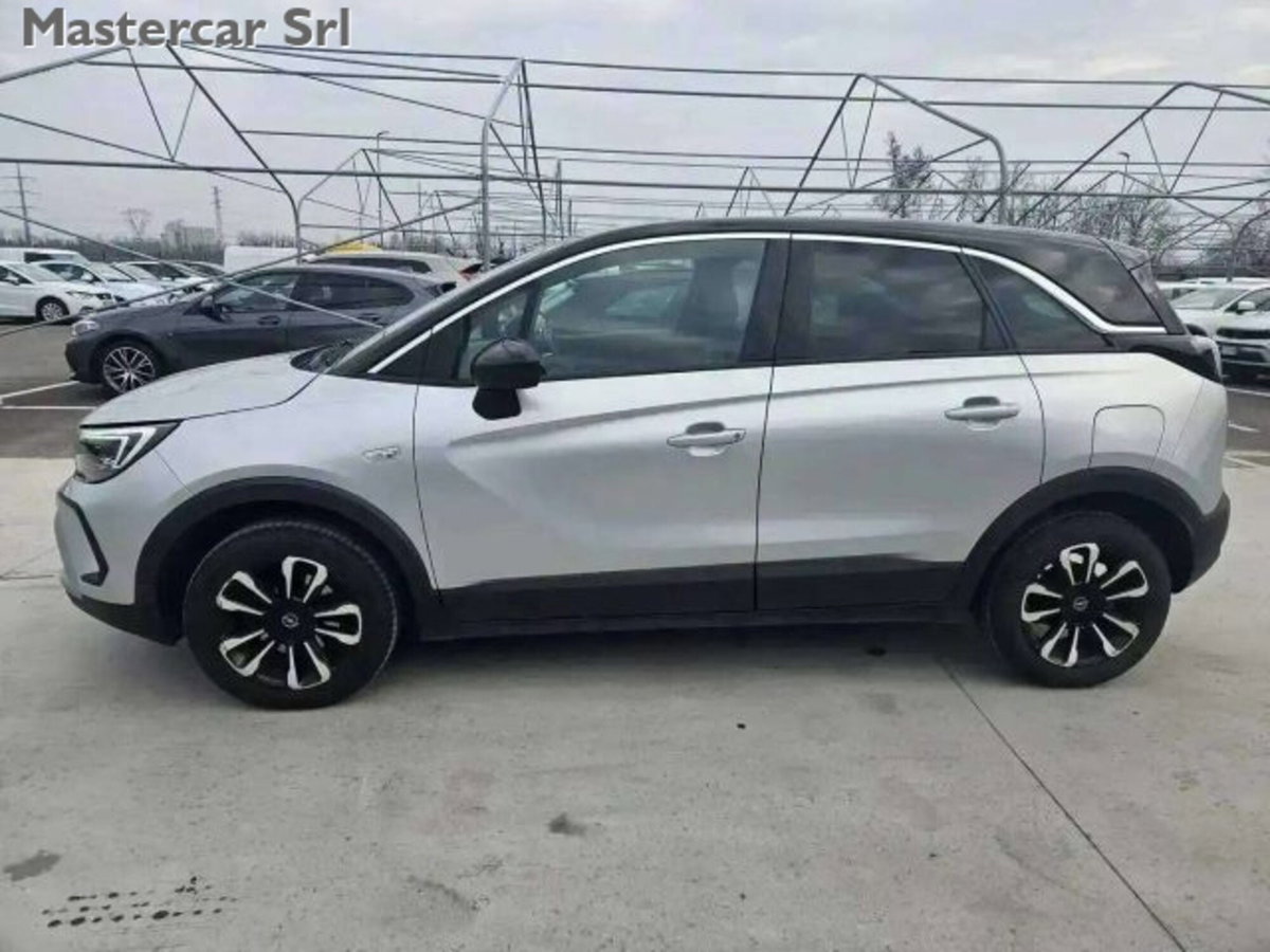 Opel Crossland 1.2 Elegance Pack s&s 130cv at6 (3)