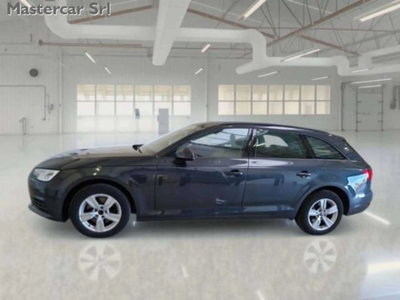 Audi A4 Avant 2.0 TDI 150 CV quattro Business (2)