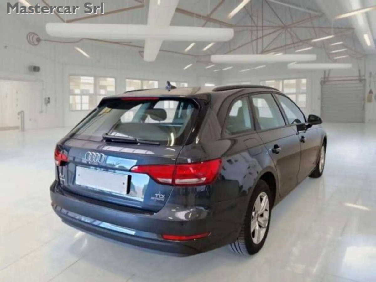 Audi A4 Avant 2.0 TDI 150 CV quattro Business (3)