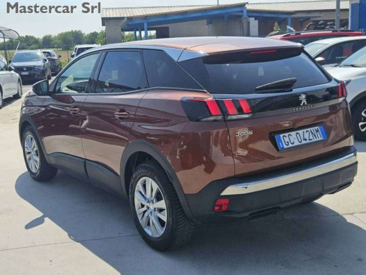 Peugeot 3008 BlueHDi 130 S&S EAT8 Business (6)