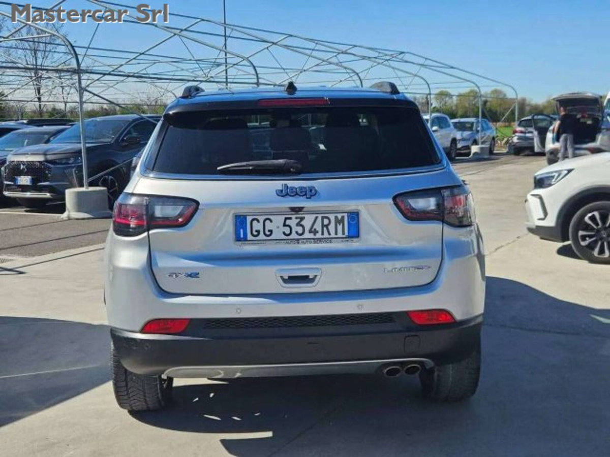 Jeep Compass 1.3 T4 190CV PHEV AT6 4xe Limited (4)