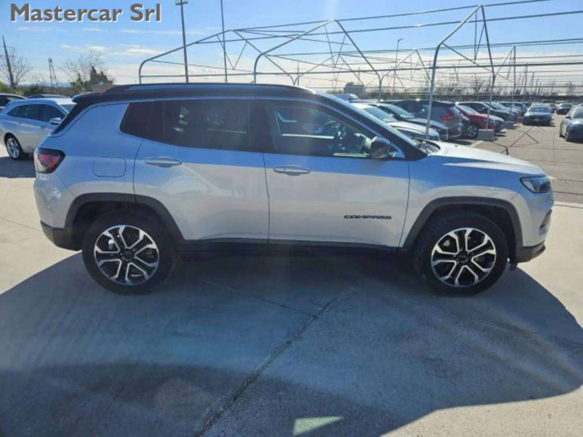 Jeep Compass 1.3 T4 190CV PHEV AT6 4xe Limited (6)