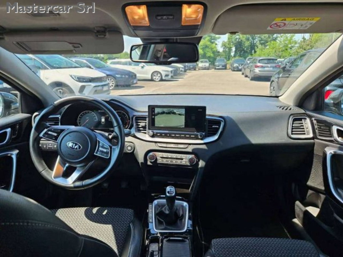Kia XCeed 1.6 CRDi 136 CV MHEV DCT High Tech (10)
