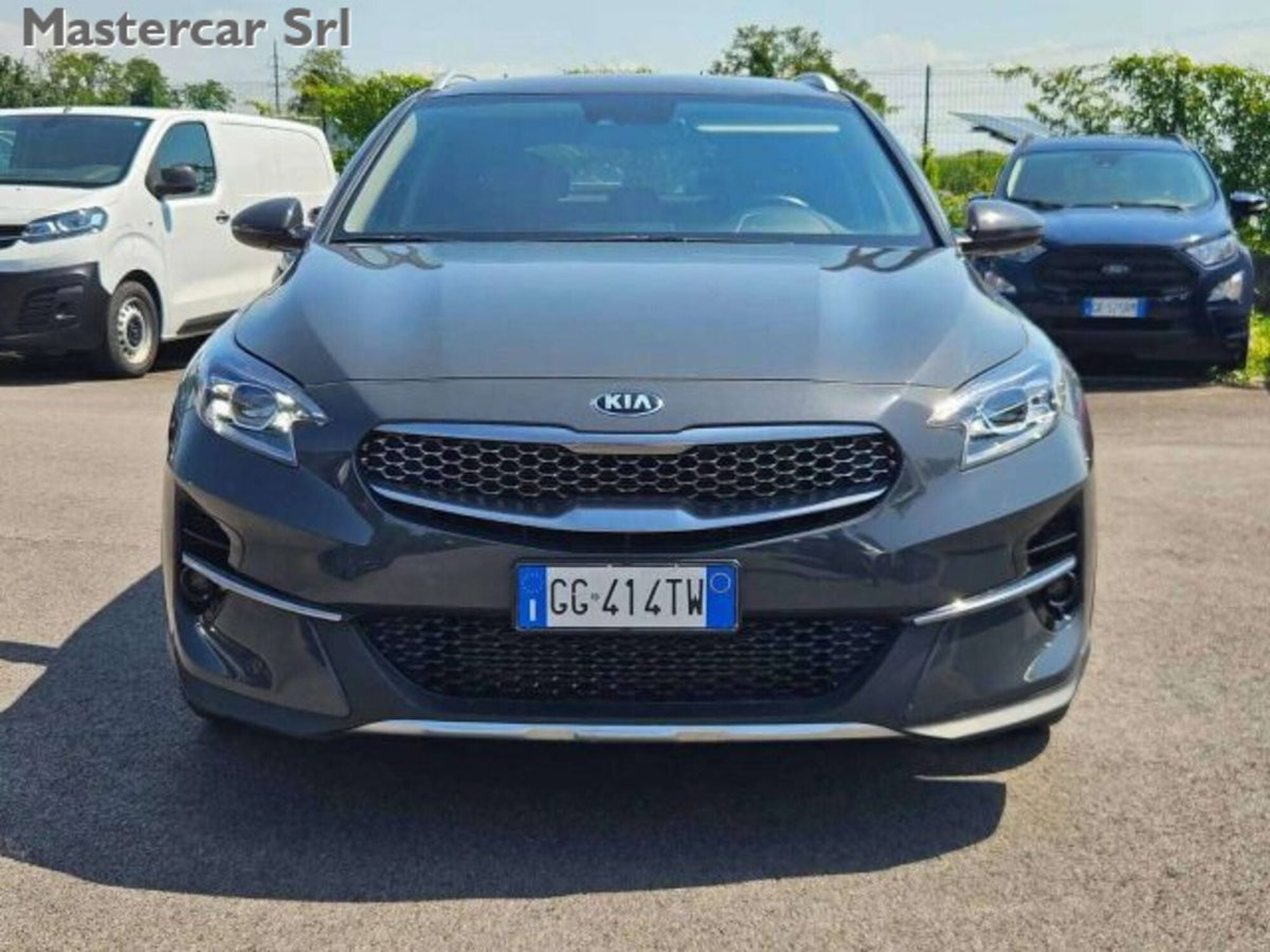 Kia XCeed 1.6 CRDi 136 CV MHEV DCT High Tech (2)