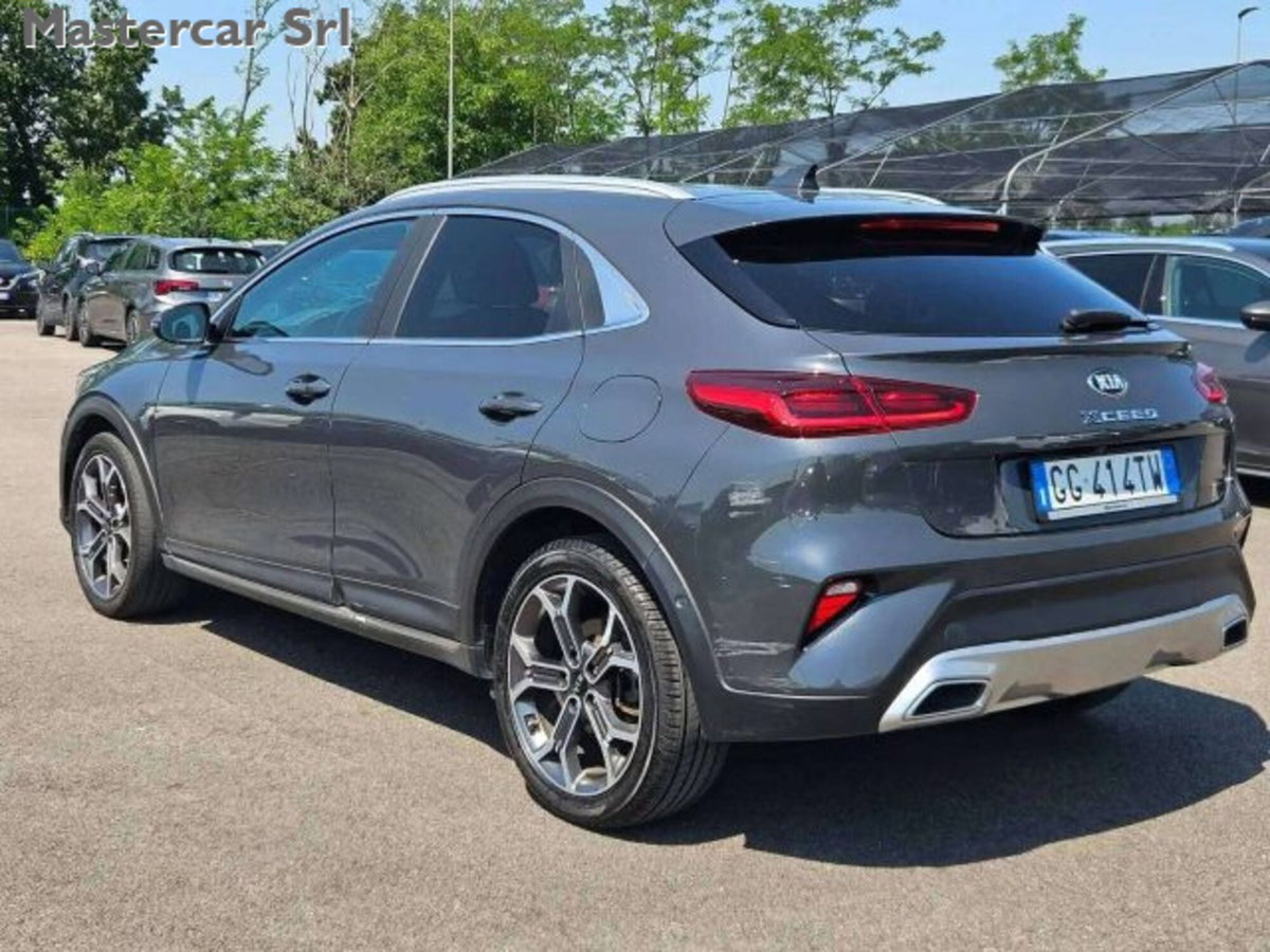 Kia XCeed 1.6 CRDi 136 CV MHEV DCT High Tech (6)