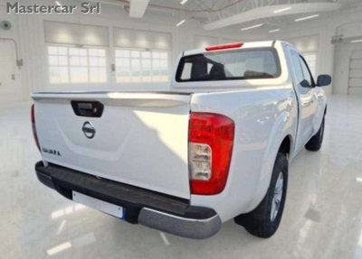 Nissan Navara 2.3 dCi 4WD King Cab Acenta (4)