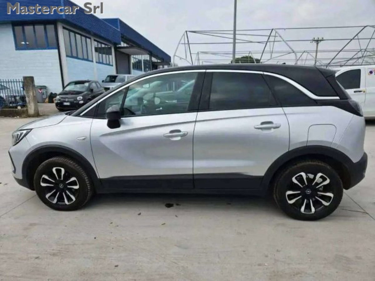 Opel Crossland 1.2 Elegance Pack s&s 130cv at6 (3)