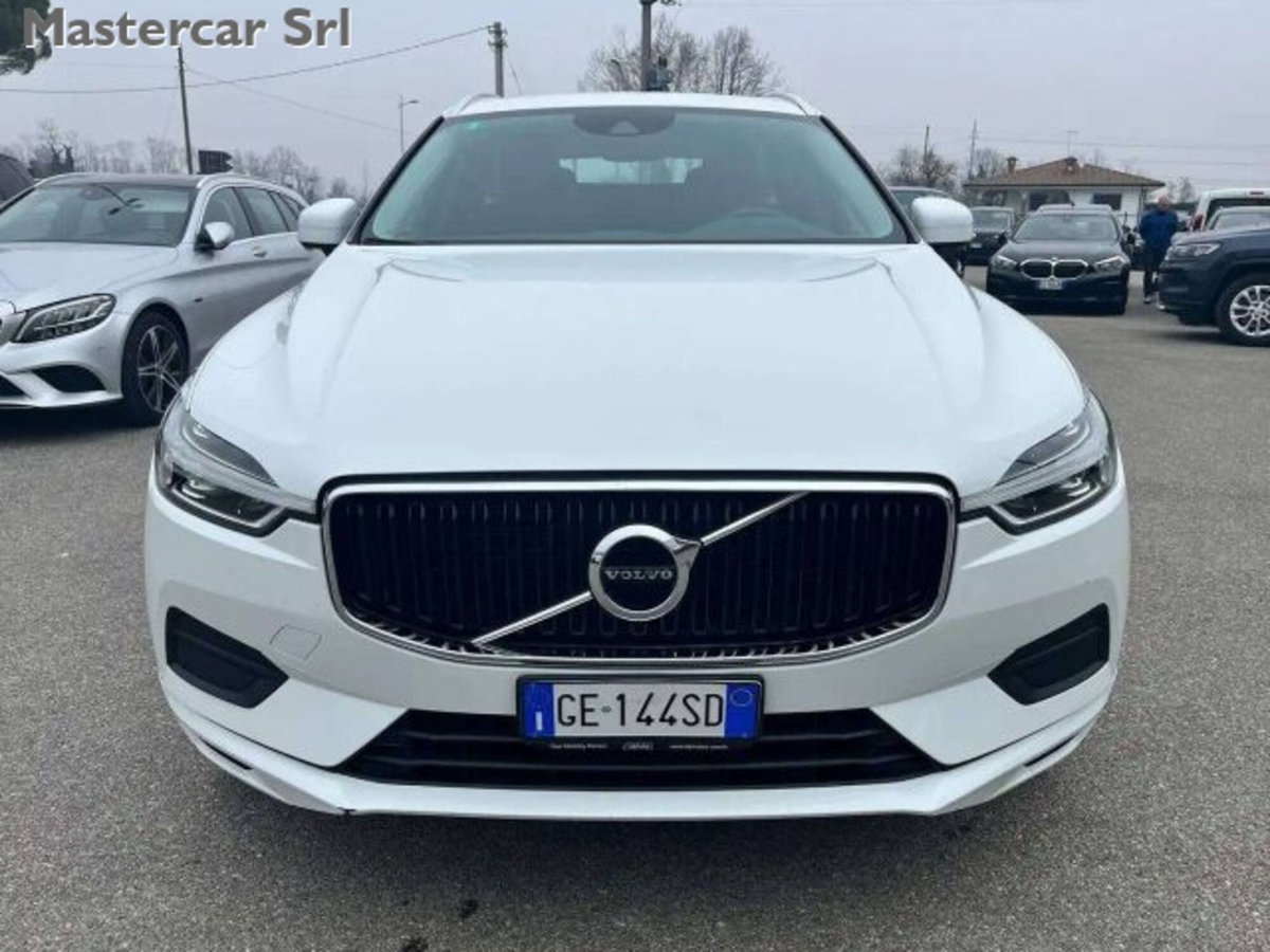 Volvo XC60 2.0 b4 Essential auto (9)
