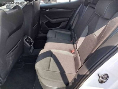 Skoda Octavia 1.4 TSI DSG Style (9)
