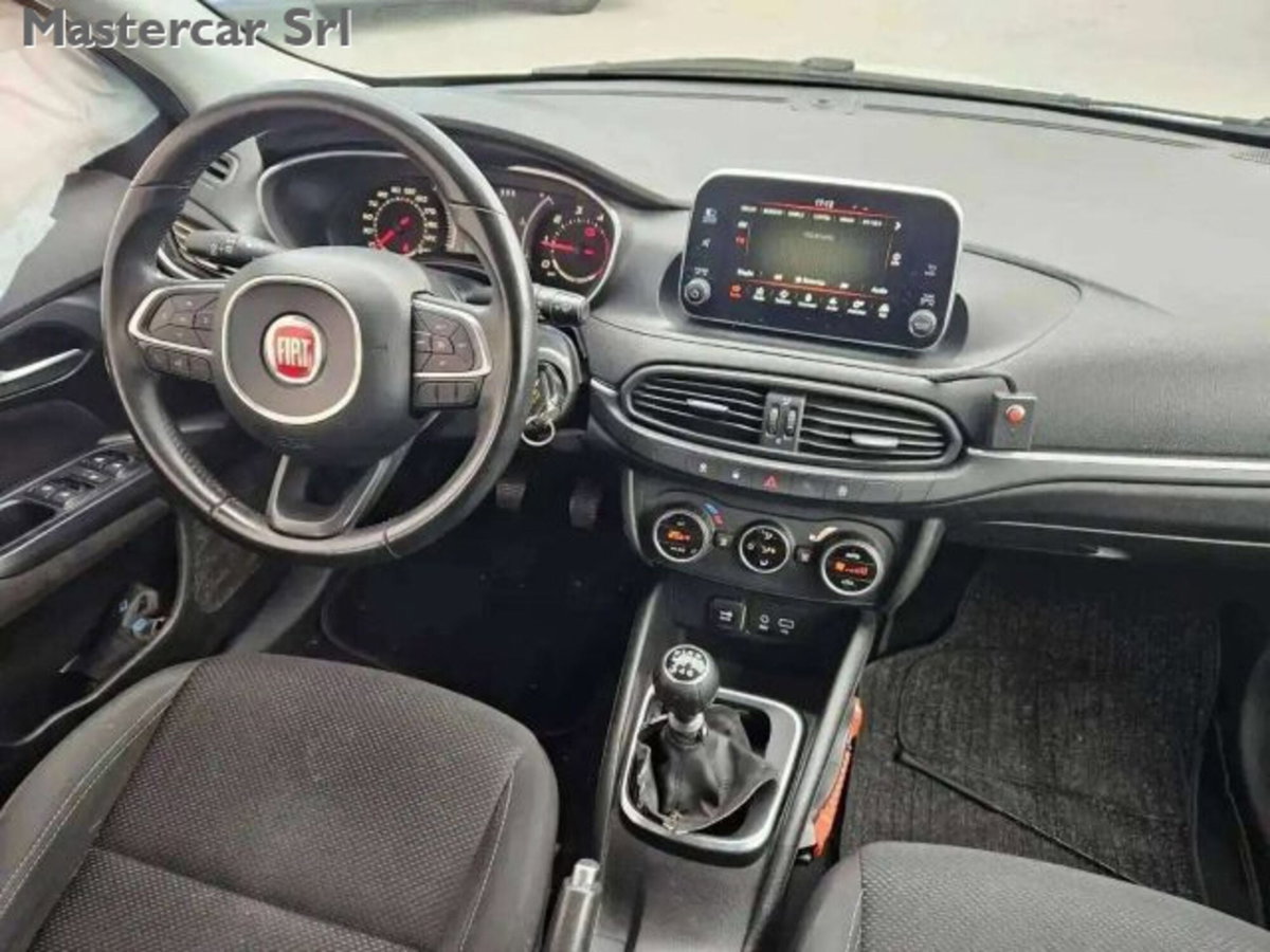 Fiat Tipo Station Wagon Tipo 1.6 Mjt S&S SW Lounge (12)