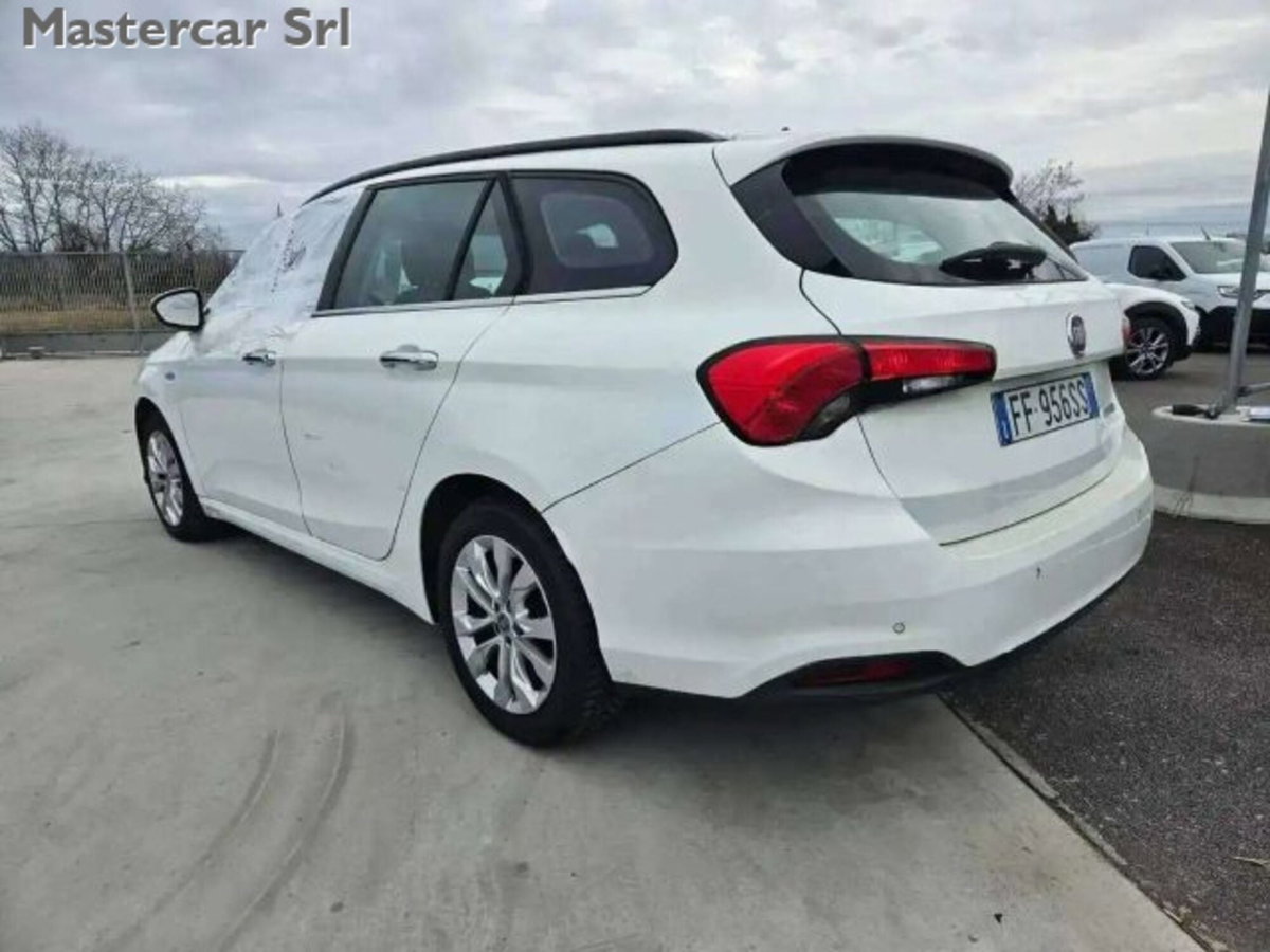 Fiat Tipo Station Wagon Tipo 1.6 Mjt S&S SW Lounge (4)
