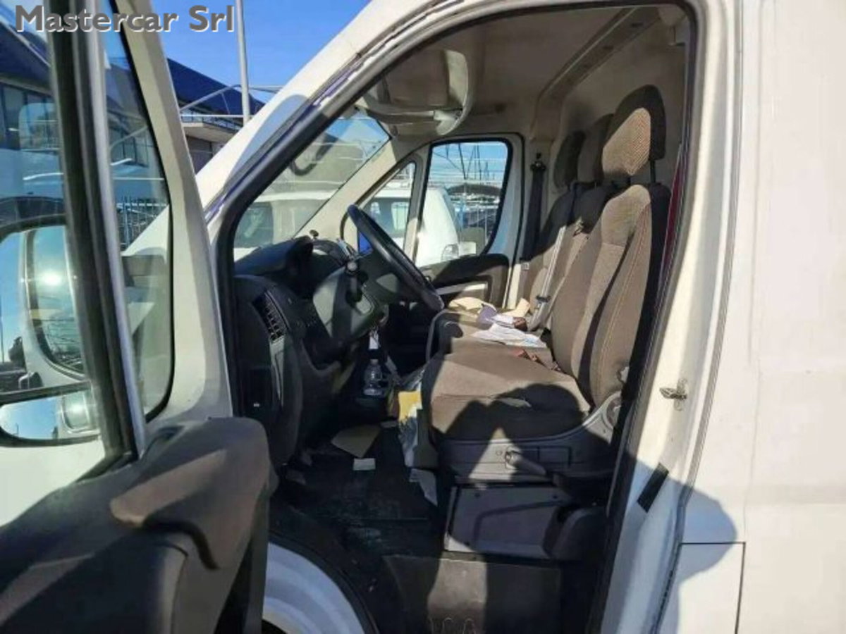 Citroen Jumper Furgone 33 L2H2 2.2 diesel 120cv S&S (10)