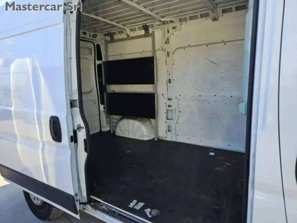 Citroen Jumper Furgone 33 L2H2 2.2 diesel 120cv S&S (13)