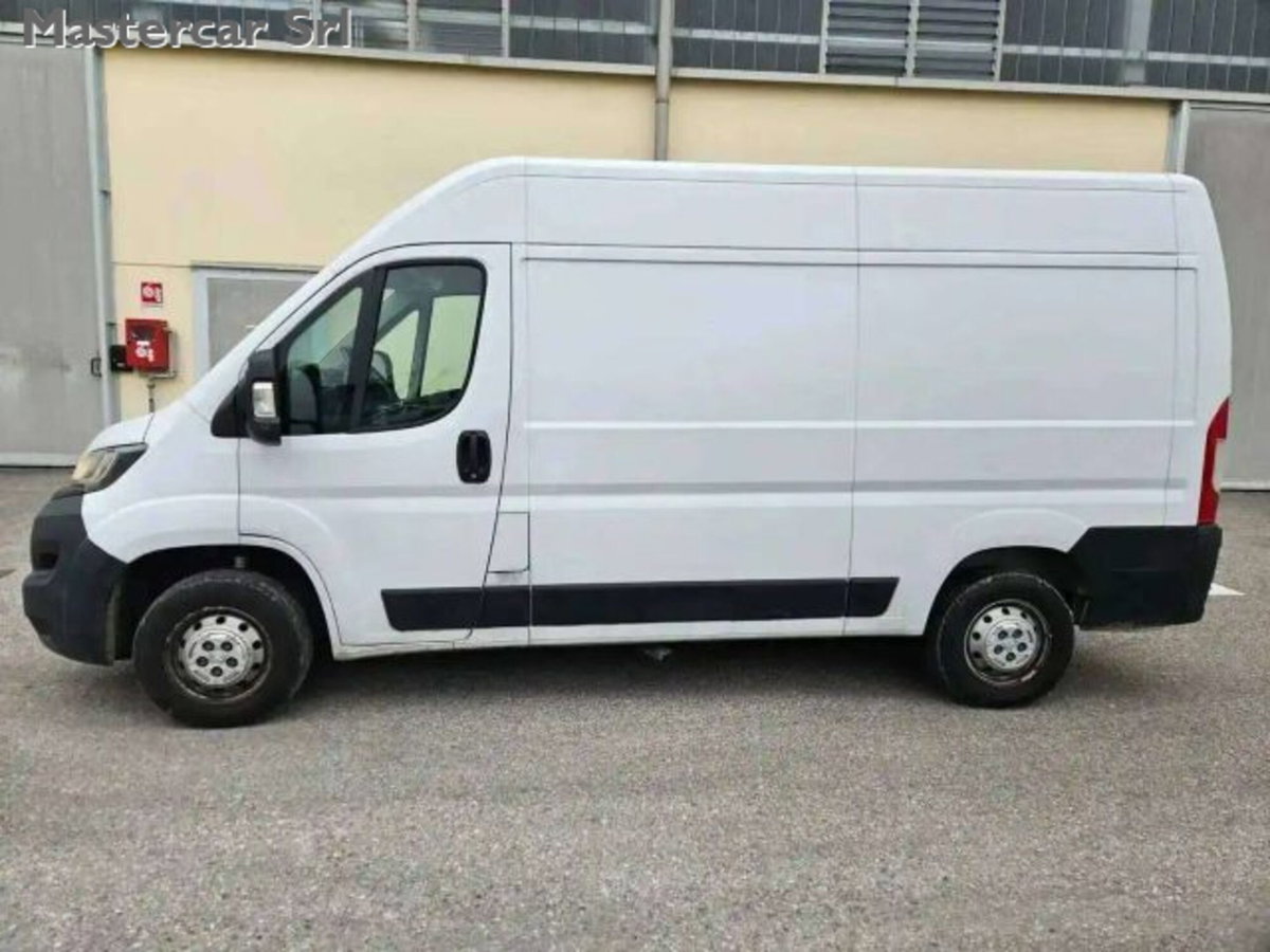 Peugeot Boxer Furgone 330 2.2 BlueHDi 140 S&S PC-TN Furgone Premium (3)