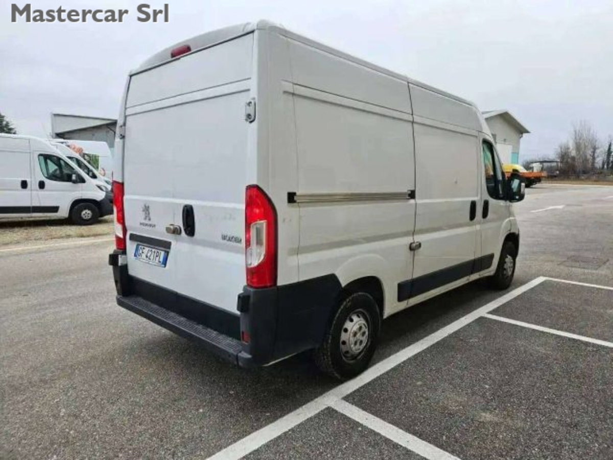 Peugeot Boxer Furgone 330 2.2 BlueHDi 140 S&S PC-TN Furgone Premium (6)