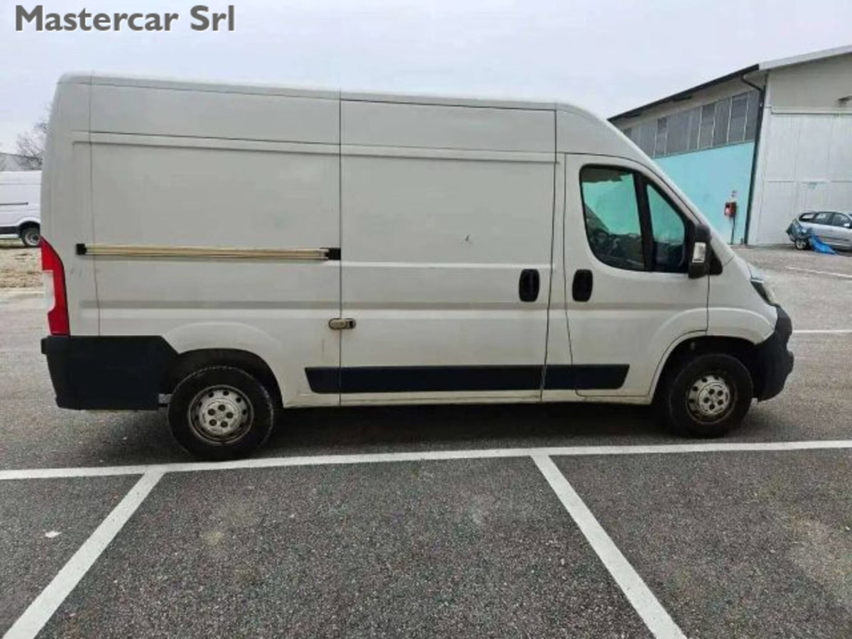 Peugeot Boxer Furgone 330 2.2 BlueHDi 140 S&S PC-TN Furgone Premium (7)