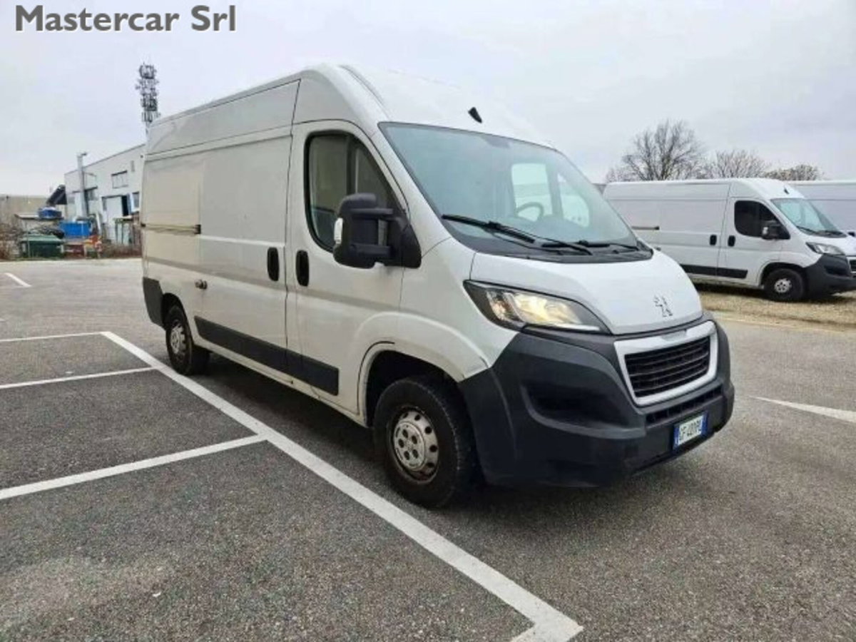 Peugeot Boxer Furgone 330 2.2 BlueHDi 140 S&S PC-TN Furgone Premium (8)