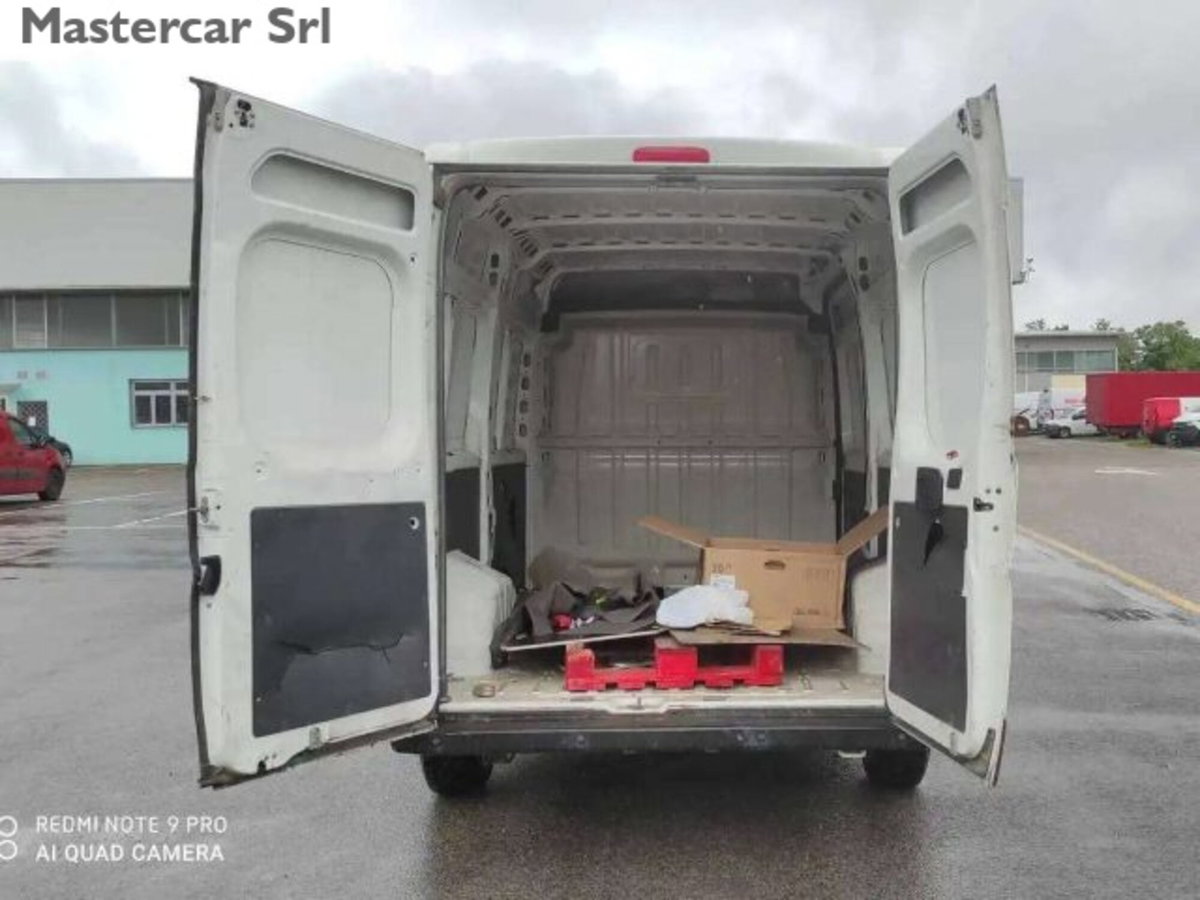 Peugeot Boxer Furgone 330 2.2 BlueHDi 140 S&S PC-TN Furgone Premium (13)