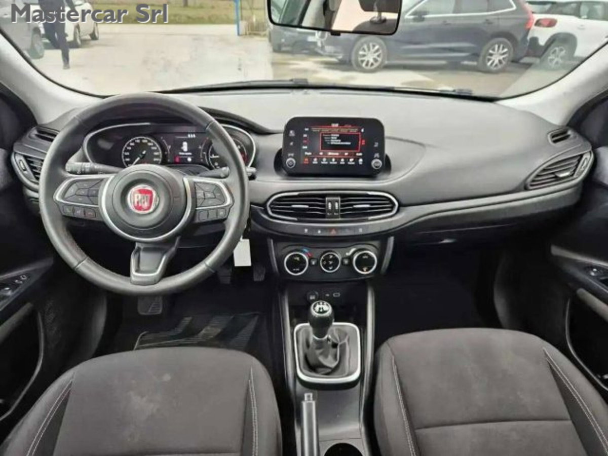 Fiat Tipo Station Wagon Tipo SW 1.0 t3 Cross 100cv (12)