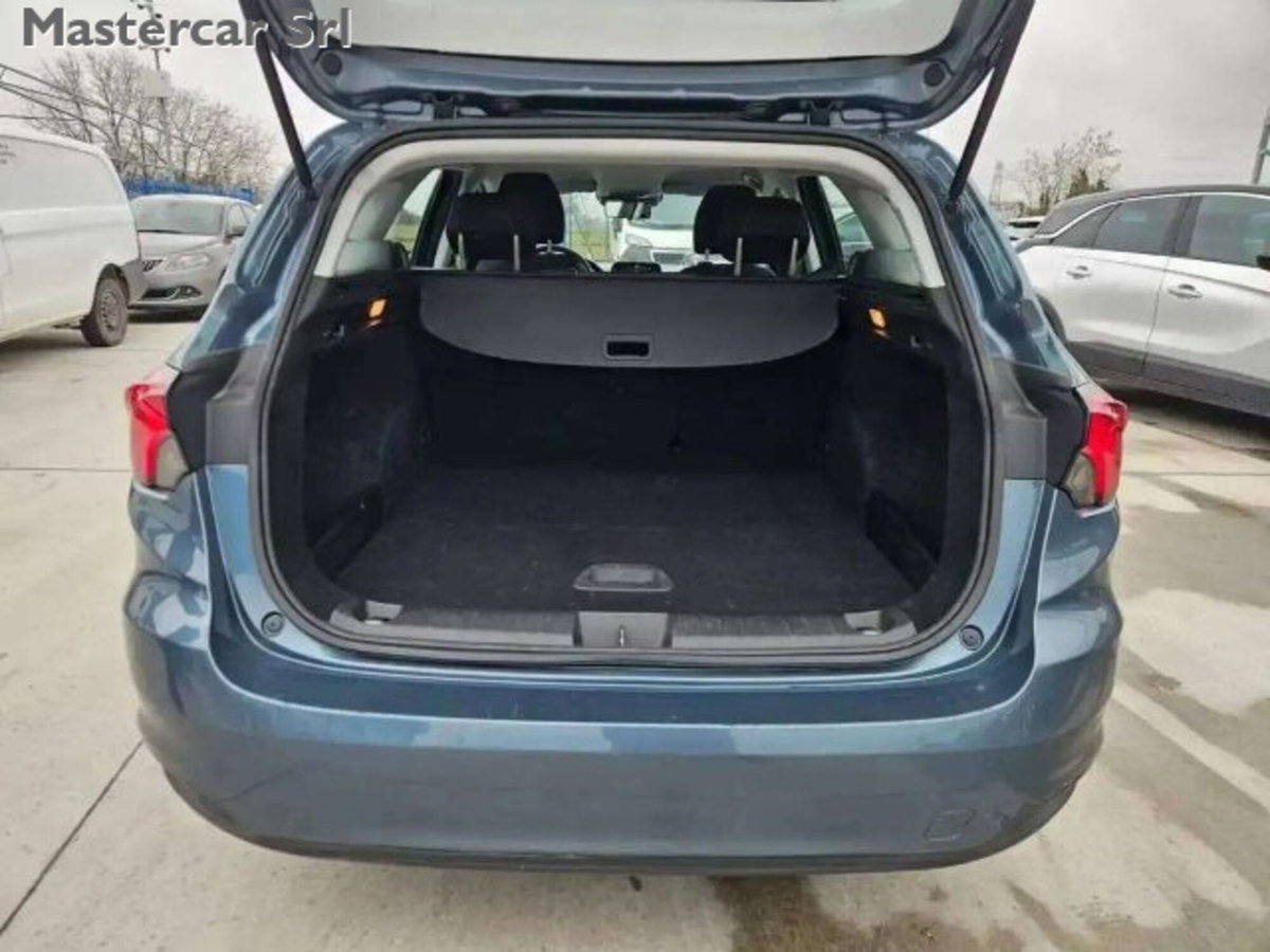 Fiat Tipo Station Wagon Tipo SW 1.0 t3 Cross 100cv (15)