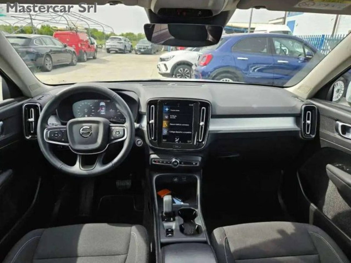 Volvo XC40 T4 Recharge Plug-in Hybrid Inscription (10)