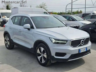 Volvo XC40 T4 Recharge Plug-in Hybrid Inscription (4)