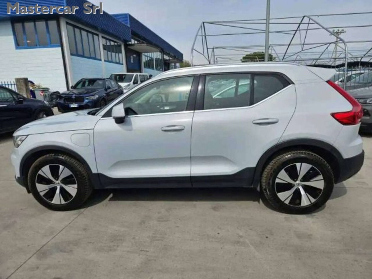 Volvo XC40 T4 Recharge Plug-in Hybrid Inscription (9)