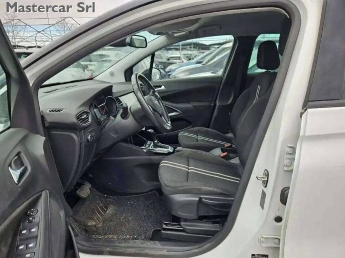 Opel Crossland 1.2 Elegance Pack s&s 130cv at6 (11)