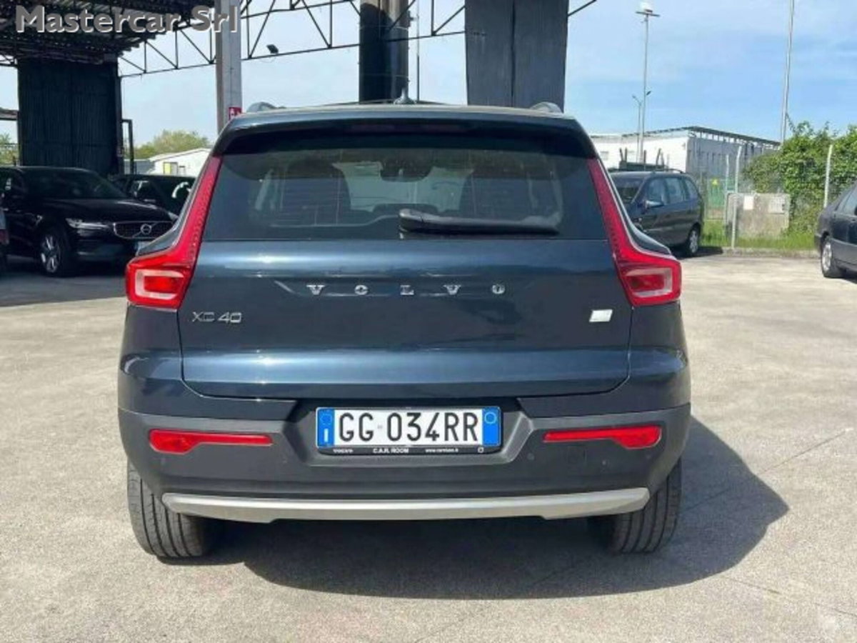 Volvo XC40 T5 Recharge Plug-in Hybrid Inscription Expression (3)