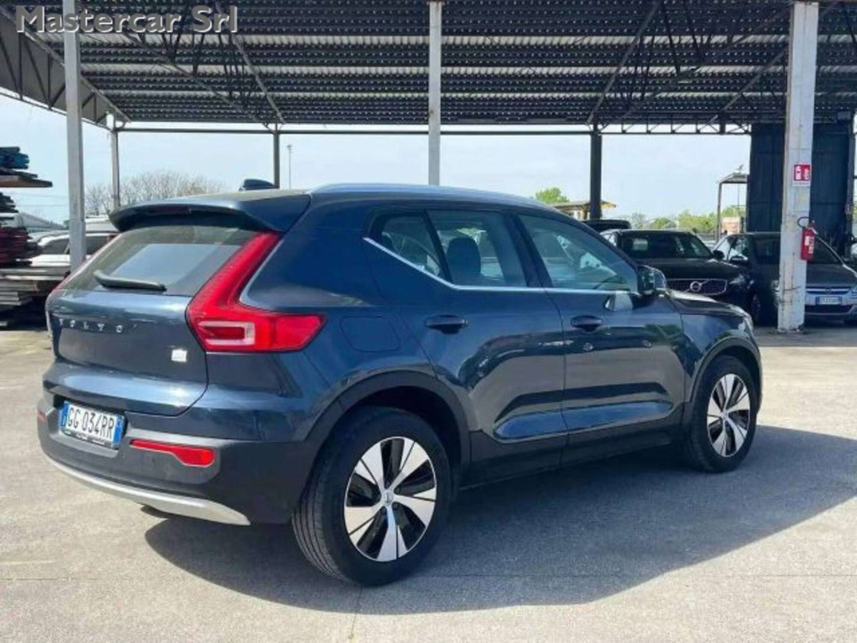 Volvo XC40 T5 Recharge Plug-in Hybrid Inscription Expression (4)
