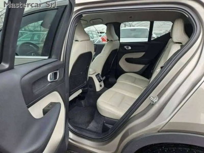 Volvo XC40 T5 Recharge Plug-in Hybrid Inscription Expression (11)
