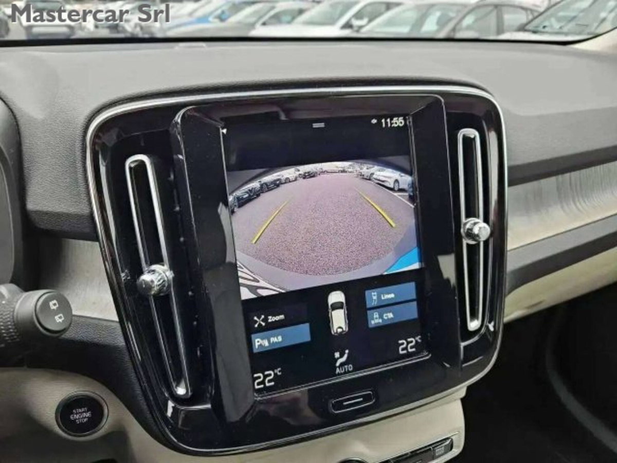 Volvo XC40 T5 Recharge Plug-in Hybrid Inscription Expression (14)