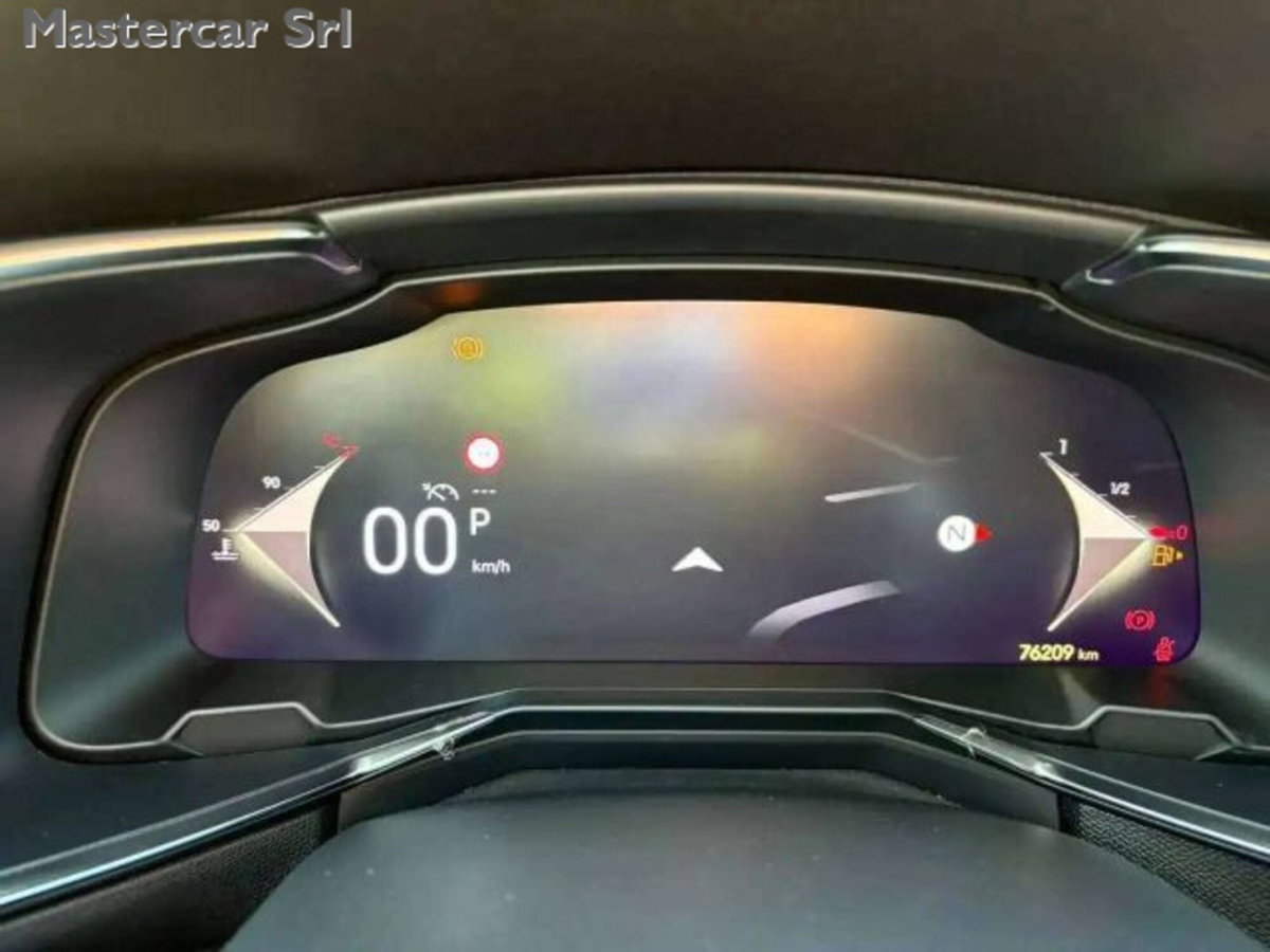 Ds DS 7 1.5 bluehdi Performance Line 130cv auto (13)