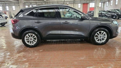 Ford Kuga 2.5 full hybrid Titanium 2wd 180cv auto (5)