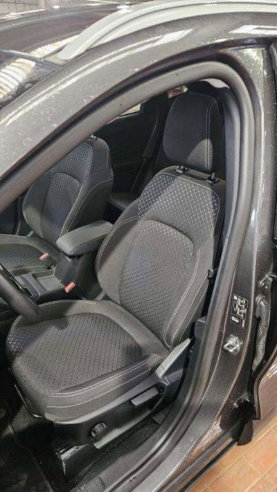 Ford Kuga 2.5 full hybrid Titanium 2wd 180cv auto (8)