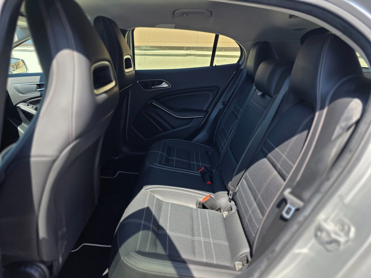Mercedes-Benz GLA SUV 200 CDI Automatic Sport (16)