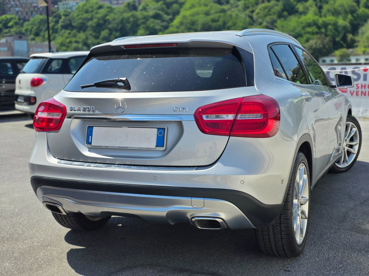 Mercedes-Benz GLA SUV 200 CDI Automatic Sport (7)