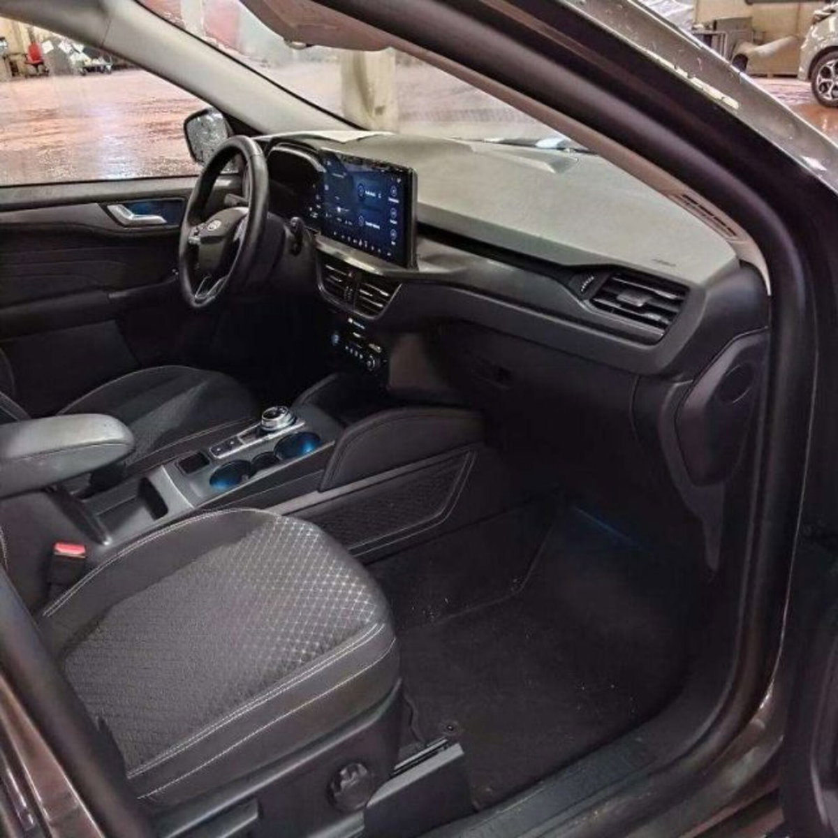 Ford Kuga 2.5 full hybrid Titanium 2wd 180cv auto (10)