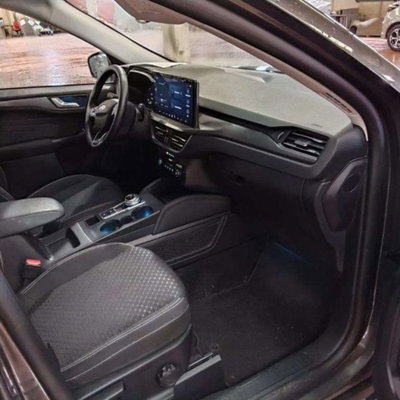Ford Kuga 2.5 full hybrid Titanium 2wd 180cv auto (10)