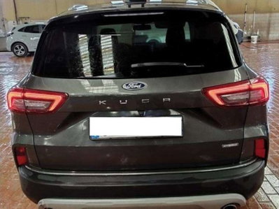 Ford Kuga 2.5 full hybrid Titanium 2wd 180cv auto (5)