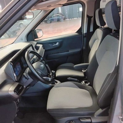 Ford Tourneo Courier 1.0 EcoBoost 100 CV Titanium (20)