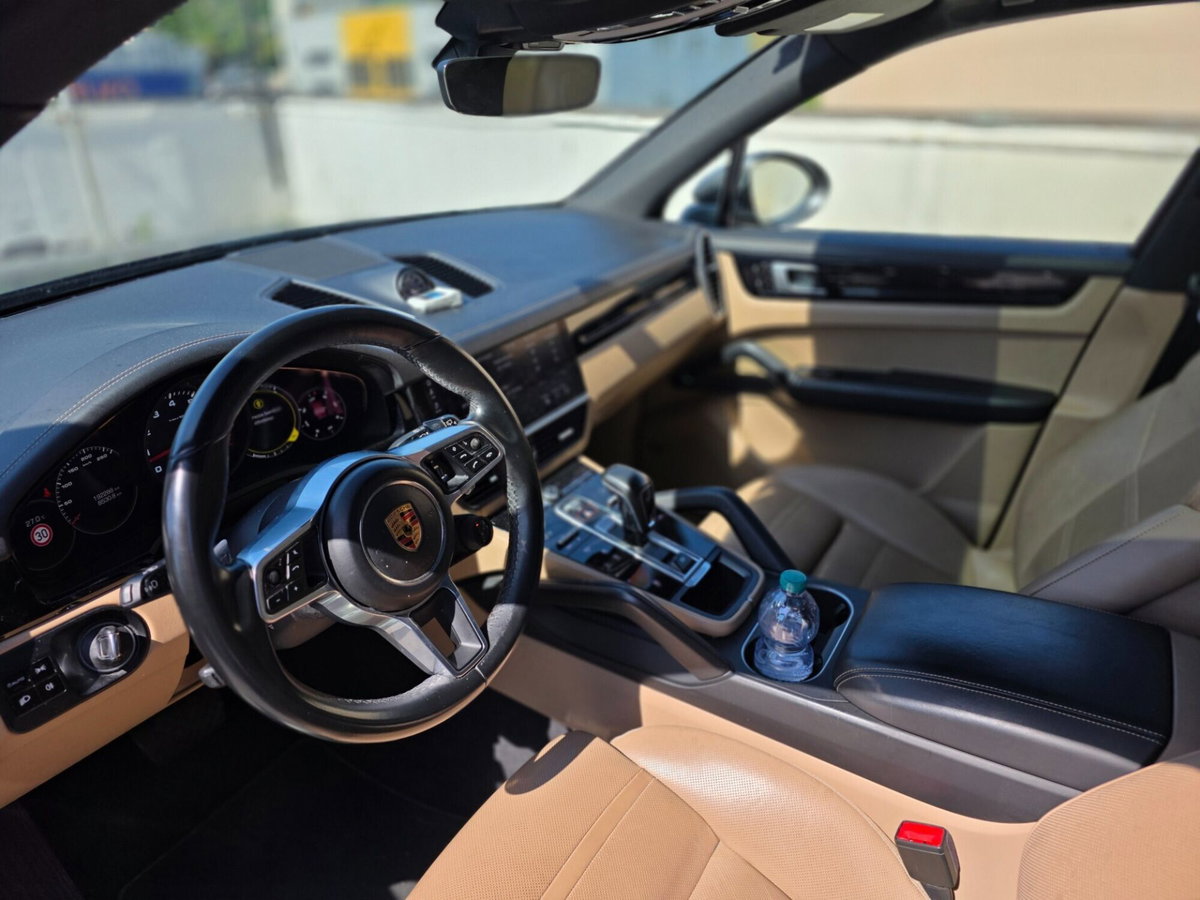 Porsche Cayenne Coupé 3.0 V6 (16)