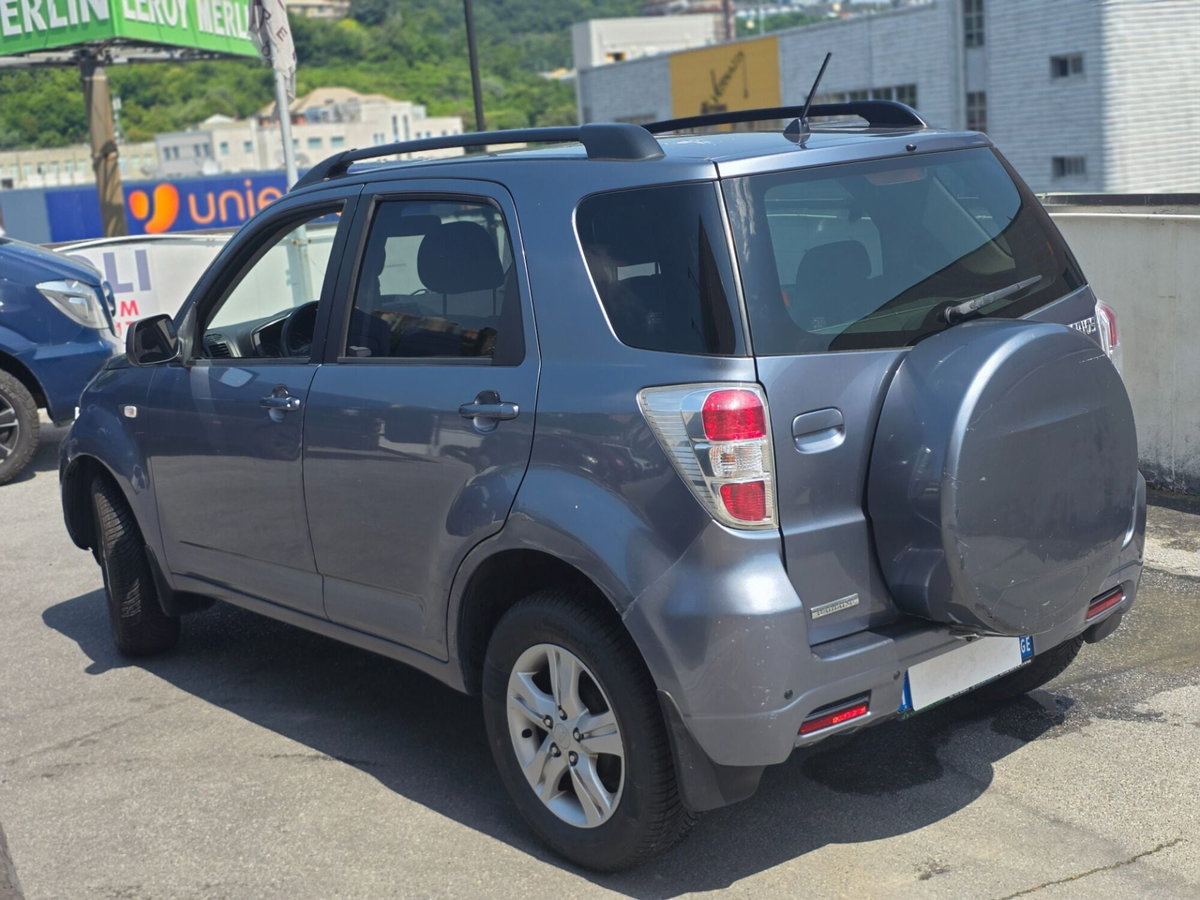 Daihatsu Terios 1.5 4WD Sho (4)